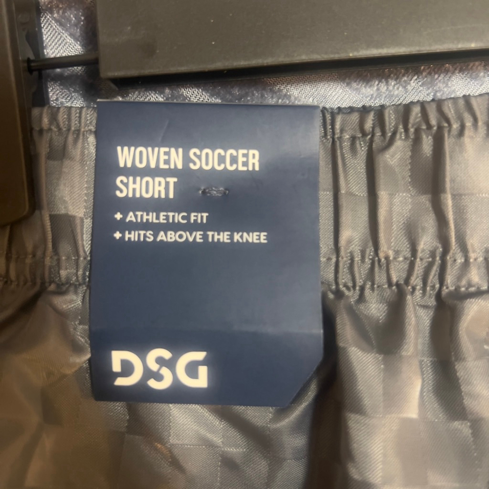 DSG Youth Boys Woven Soccer Shorts – Mid Gray – Size M (10-12) – NWT (b5) - Picture 4 of 7